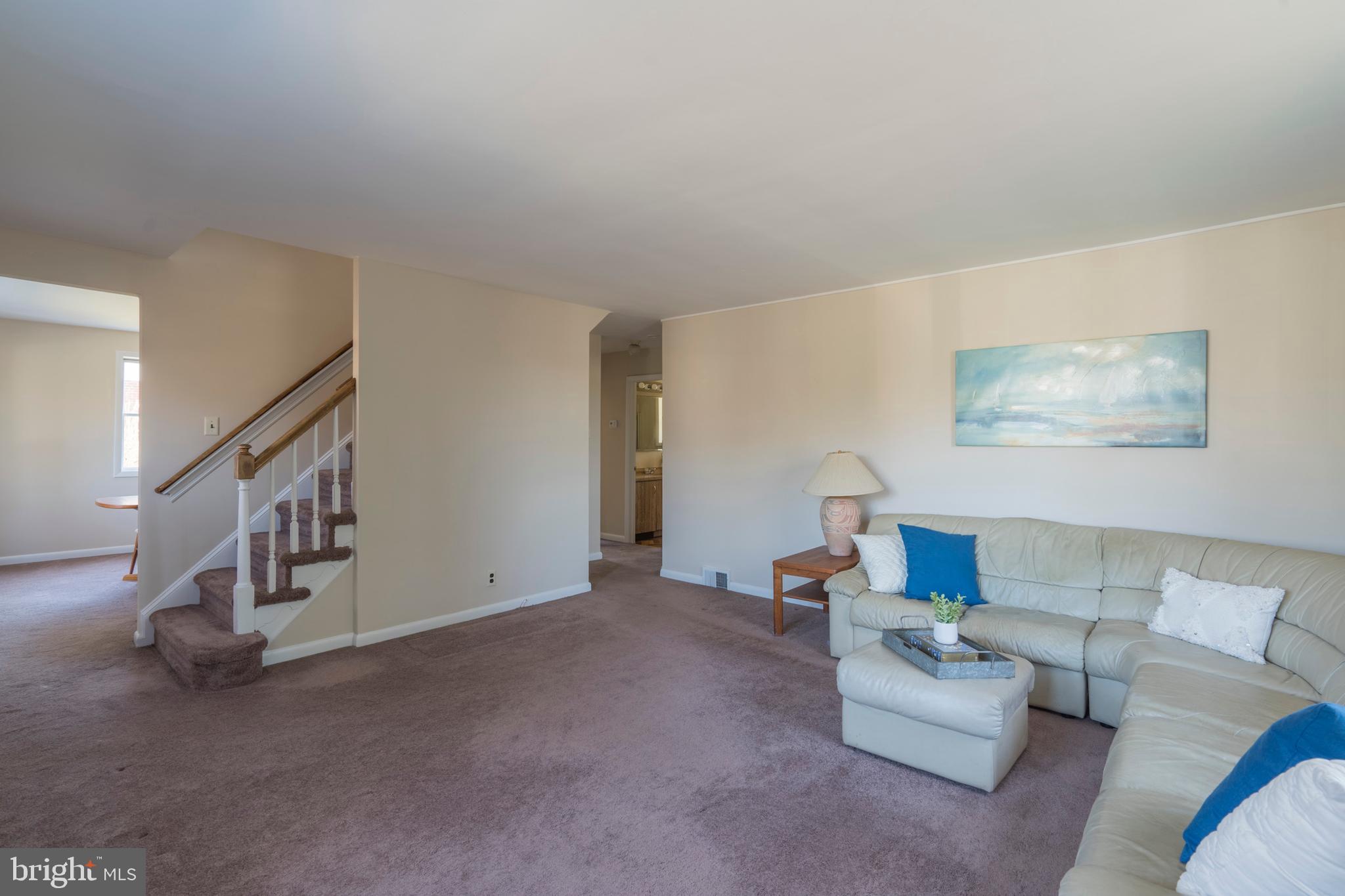 130 Wood Road Springfield, PA 19064 - Photo 3 of 33