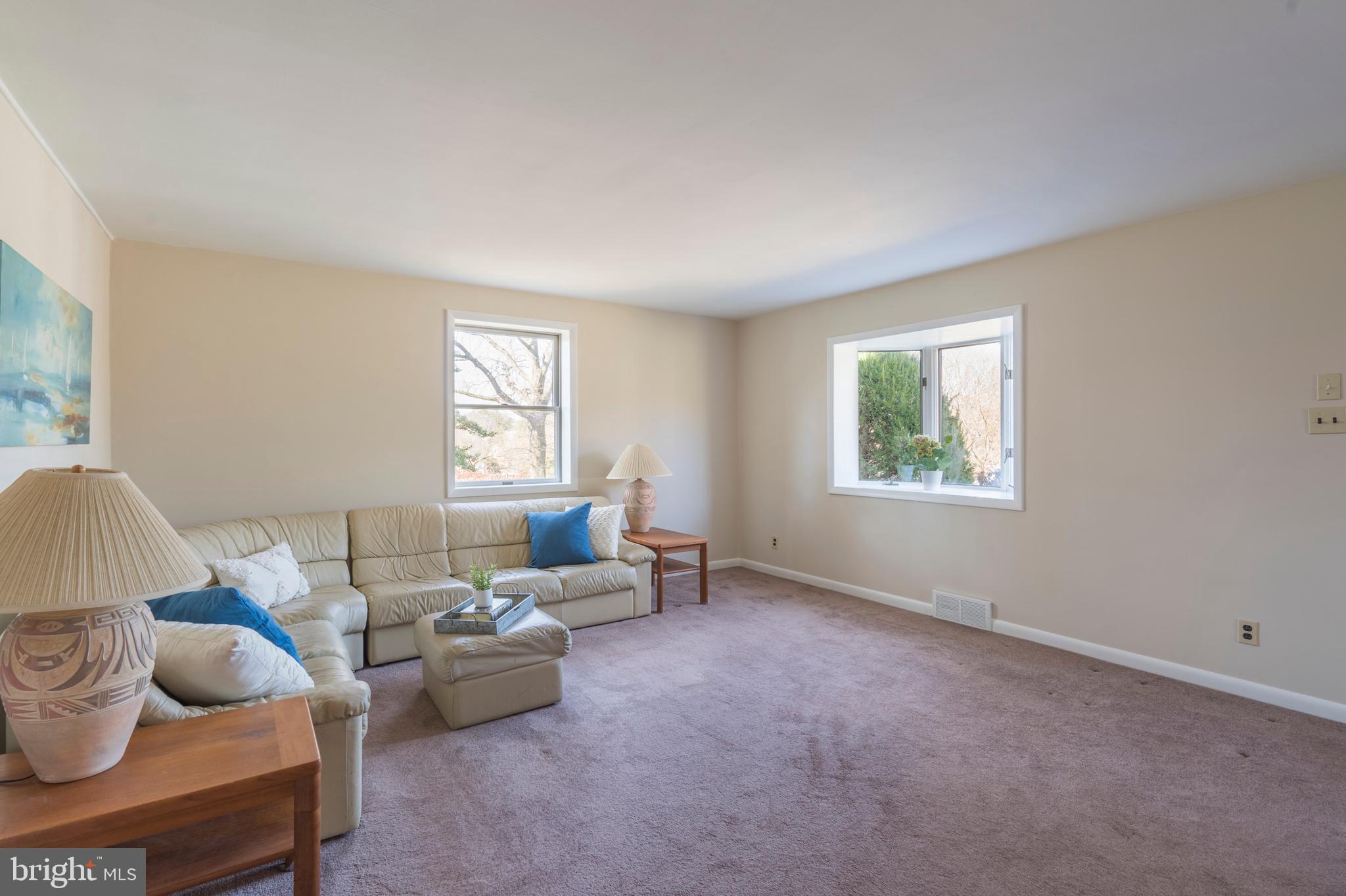 130 Wood Road Springfield, PA 19064 - Photo 4 of 33