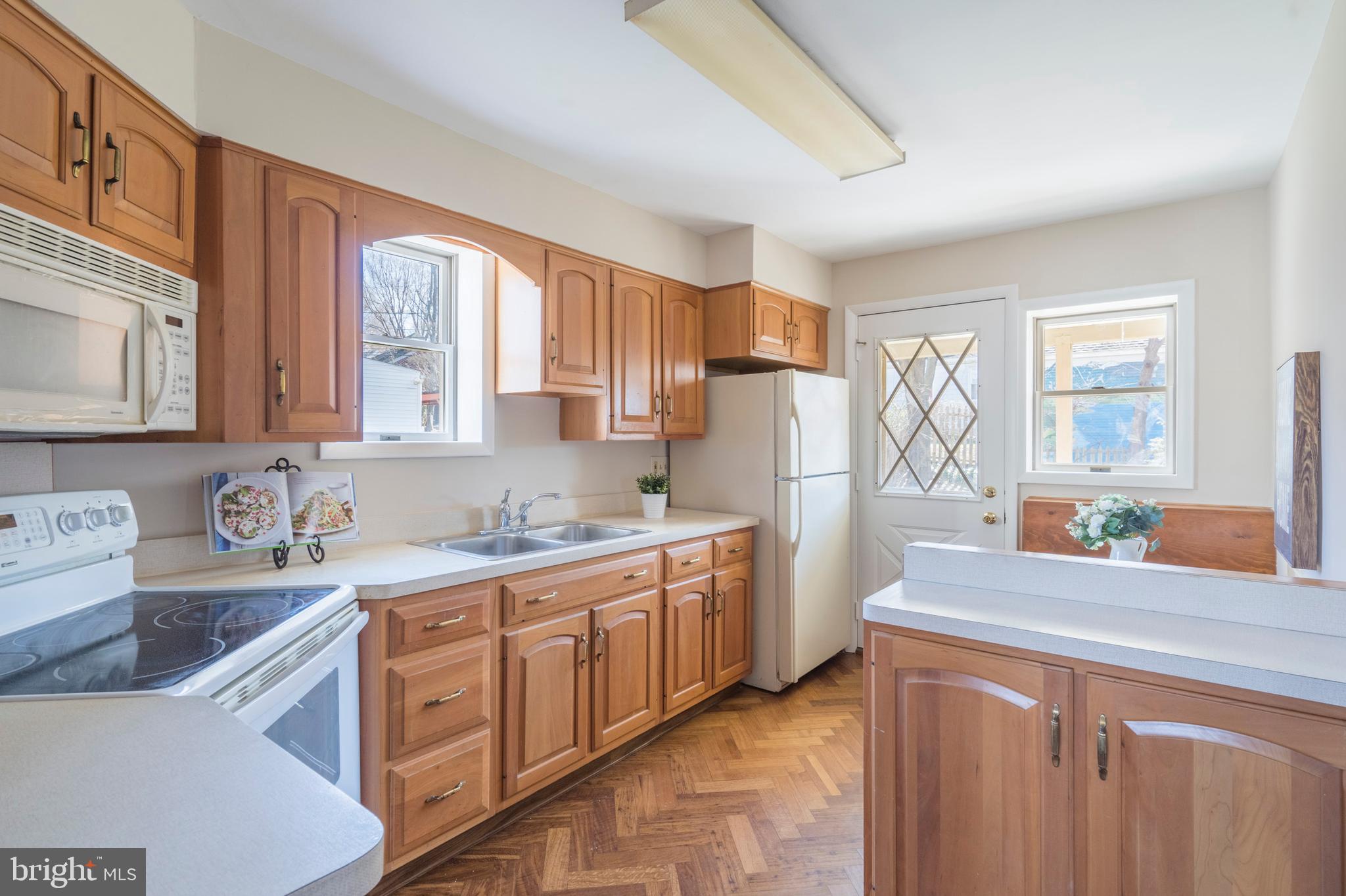 130 Wood Road Springfield, PA 19064 - Photo 8 of 33