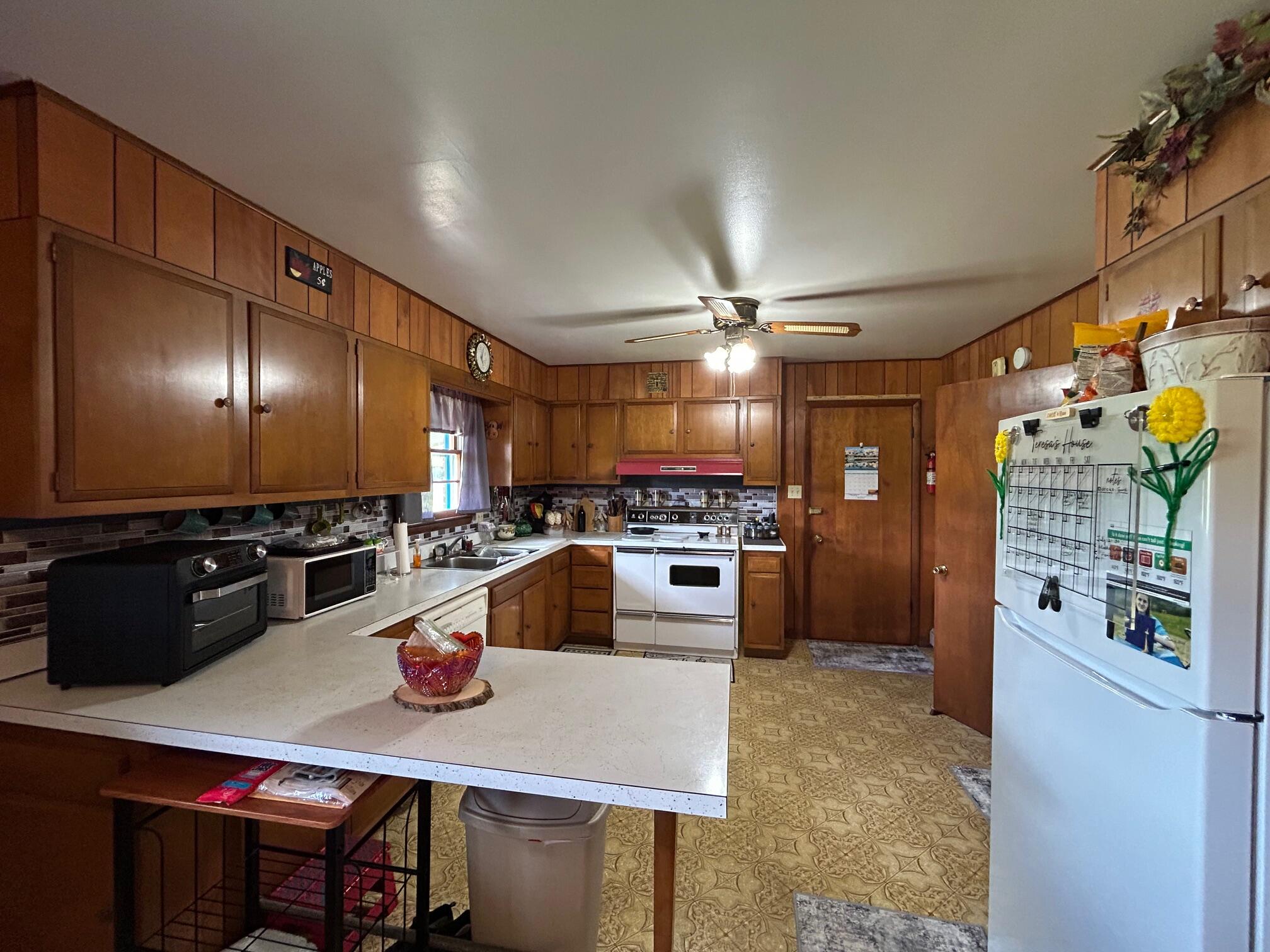 161 Alderson Heights Road Alderson, WV 24910 - Photo 16 of 32 Gallery Image 16