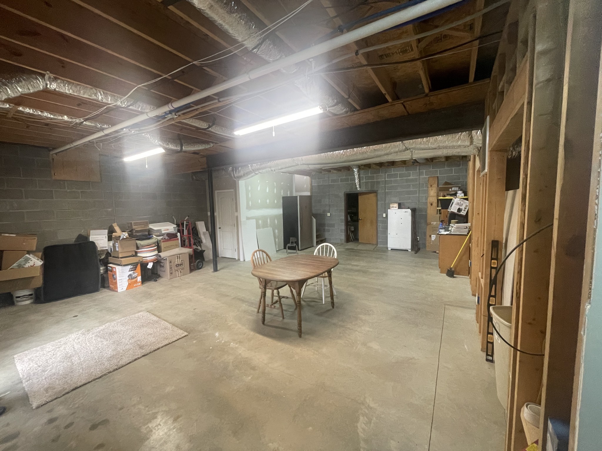 295 White Road Pulaski, TN 38478 - Photo 45 of 49 a view of a hallway with seating area