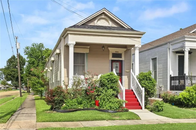 $275,000 | 800 Franklin Street, Gretna, LA 70053