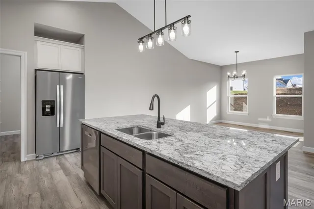 $439,900 | 10709 Trenton Lane, Foristell, MO 63348