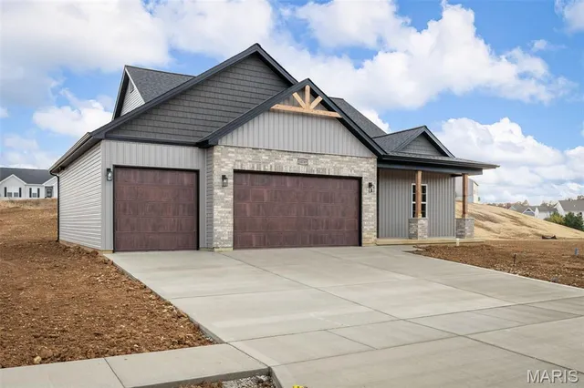$439,900 | 10709 Trenton Lane, Foristell, MO 63348