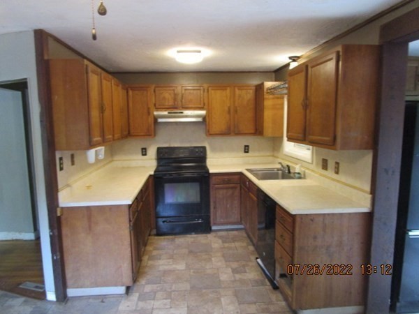 90 Homestead Road Holden, MA 01520 - Photo 10 of 14 Gallery Image 10