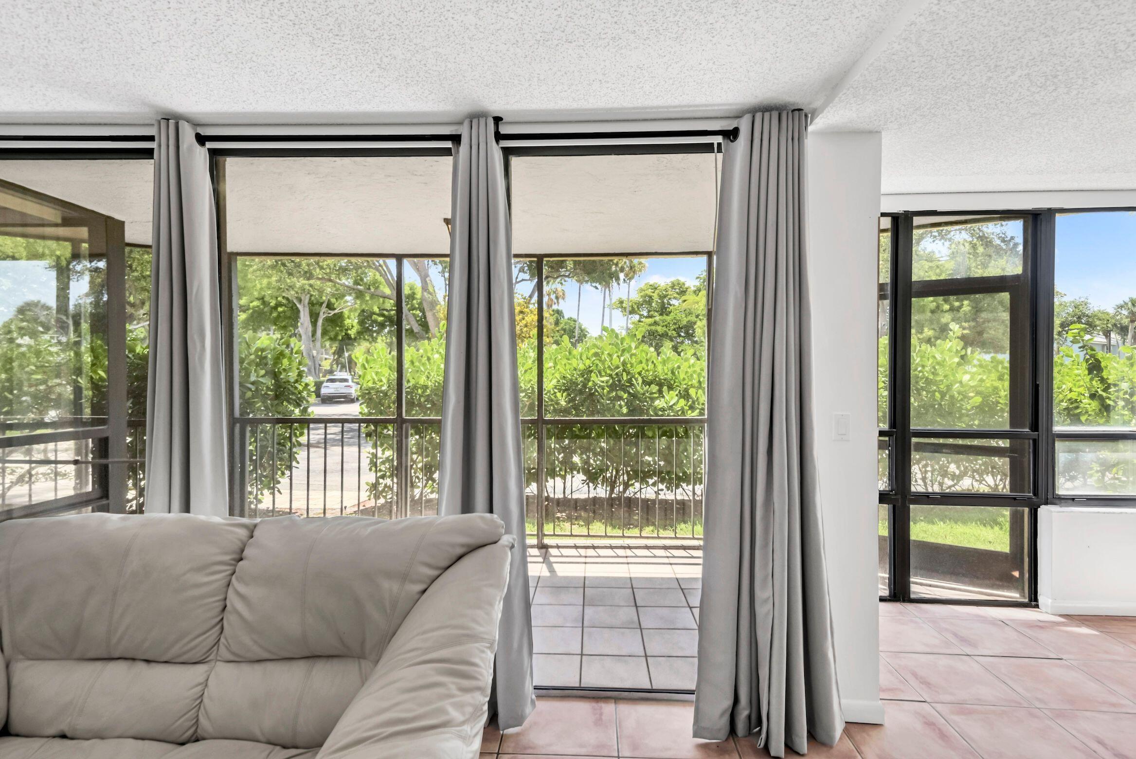 799 Jeffery Street, Unit 105 Boca Raton, FL 33487 - Photo 12 of 46 799 Jeffery St 105 Boca Raton -12