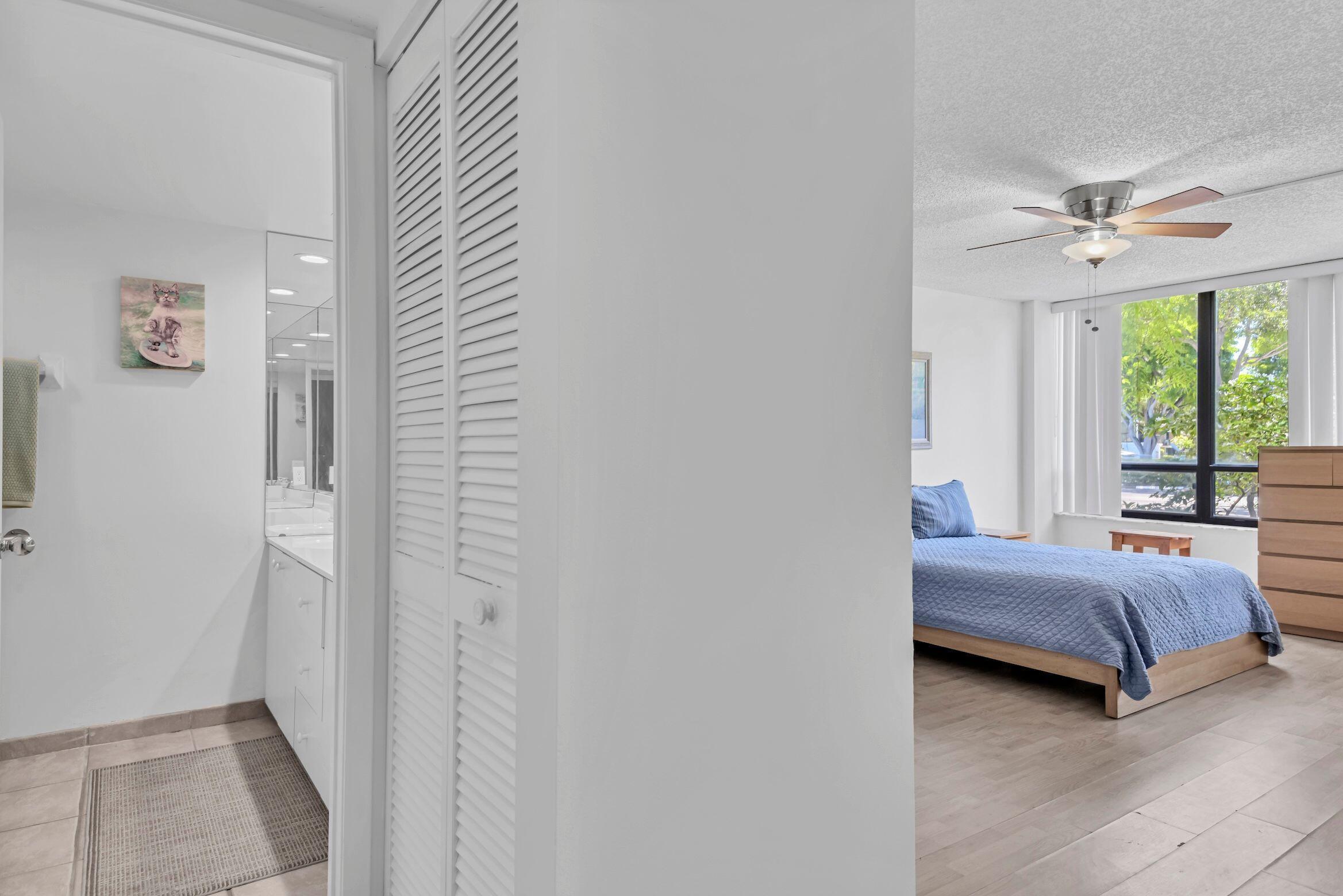 799 Jeffery Street, Unit 105 Boca Raton, FL 33487 - Photo 16 of 46 799 Jeffery St 105 pic 18