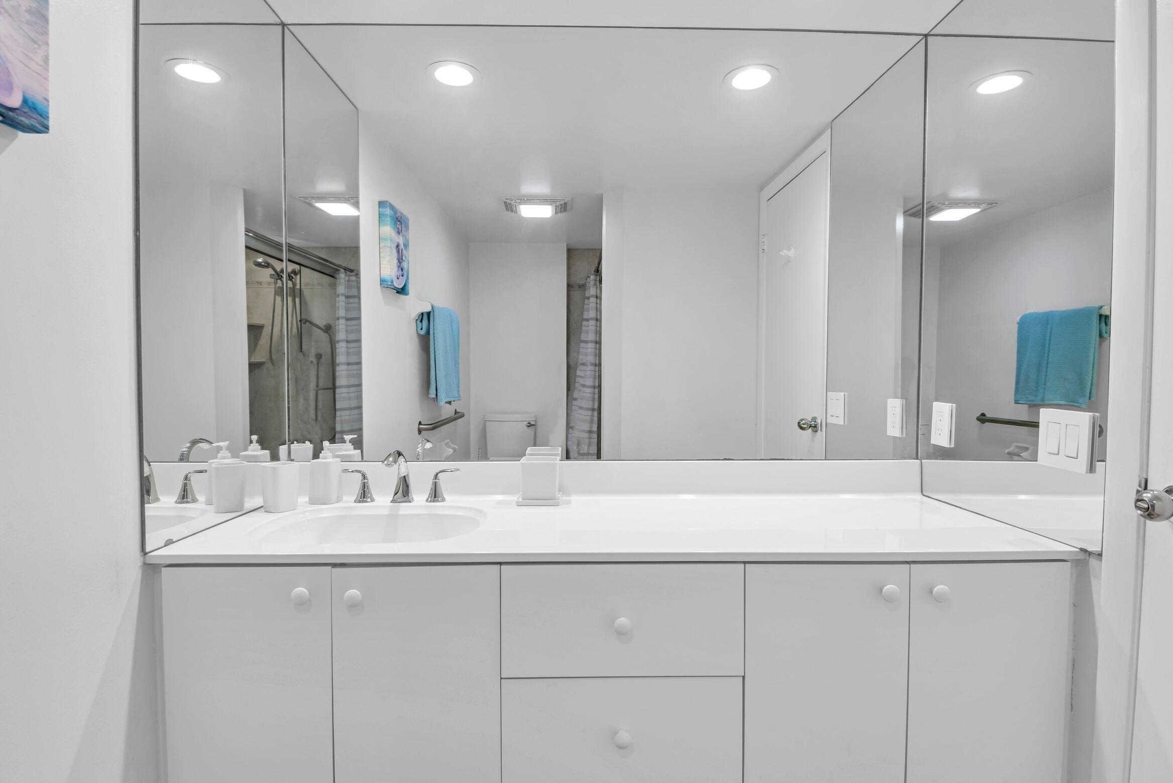 799 Jeffery Street, Unit 105 Boca Raton, FL 33487 - Photo 19 of 46 799 Jeffery St 105 pic19