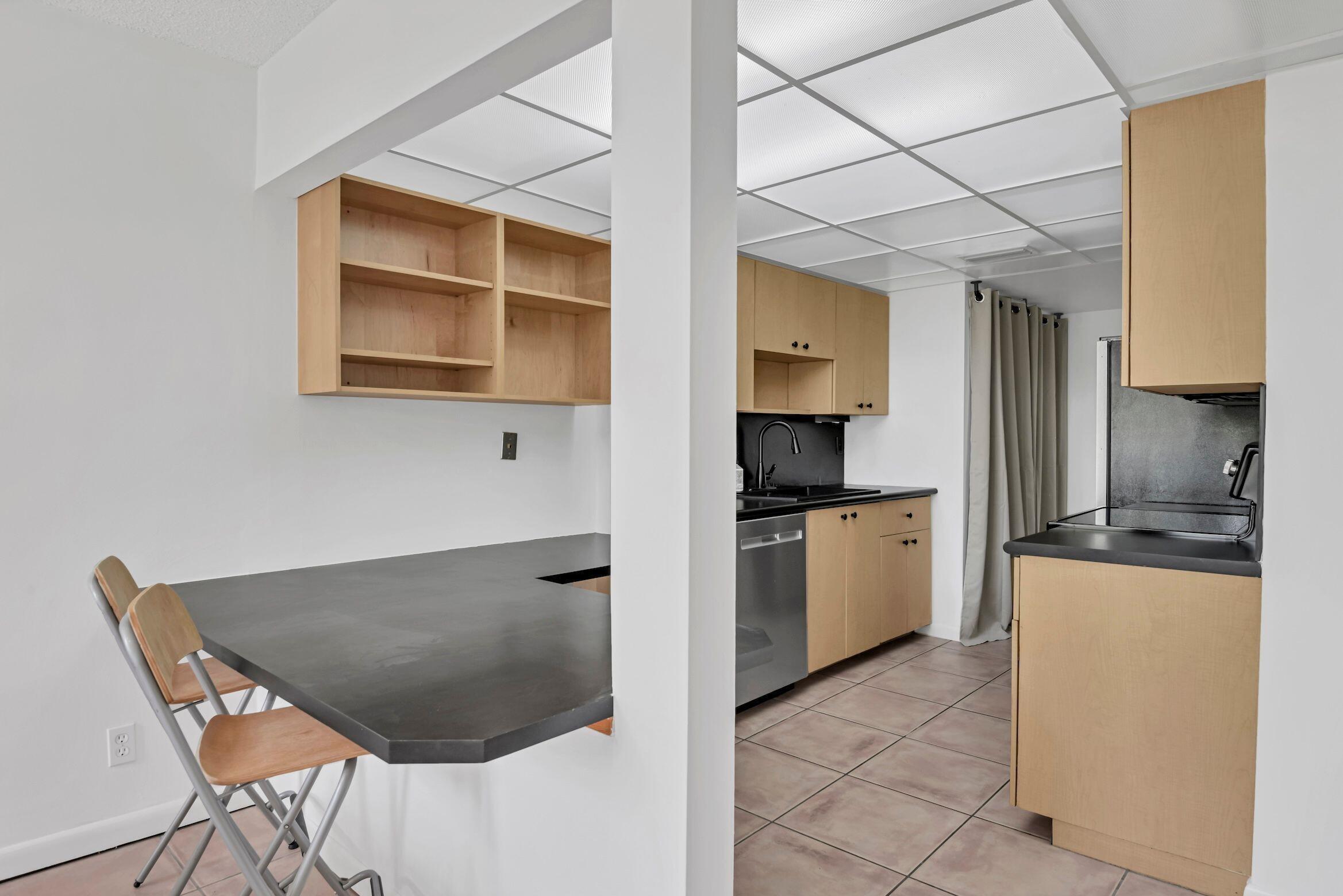 799 Jeffery Street, Unit 105 Boca Raton, FL 33487 - Photo 5 of 46 799 Jeffery St 105 pic 13