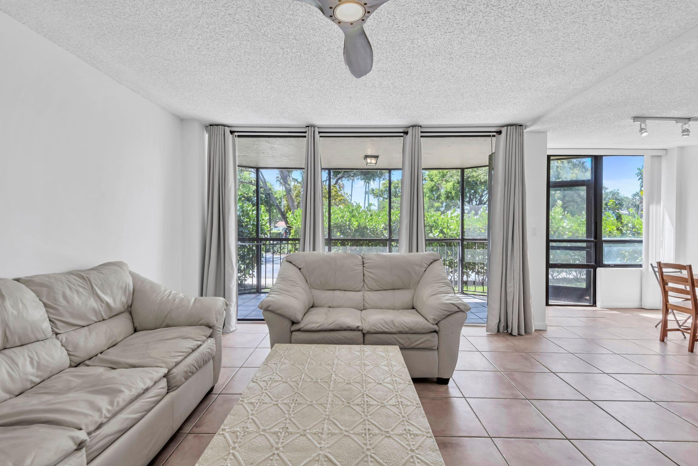 799 Jeffery Street, Unit 105 Boca Raton, FL 33487 - Photo 9 of 46 799 Jeffery St 105 pic 5