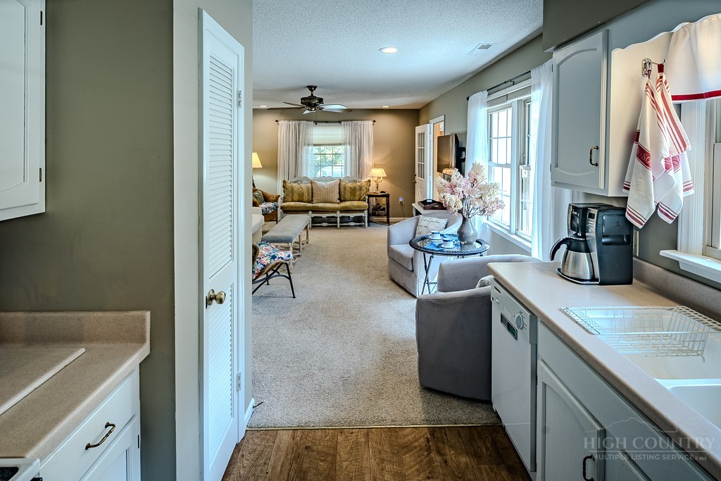 40 Spring Brook Road Newland, NC 28657 - Photo 14 of 40