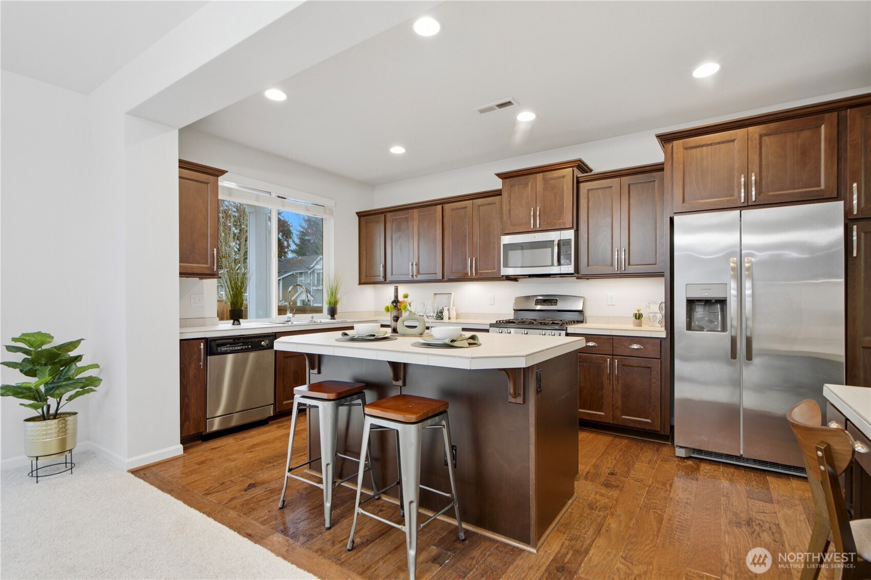 3604 198th Street Southeast Bothell, WA 98012 - Photo 4 of 35