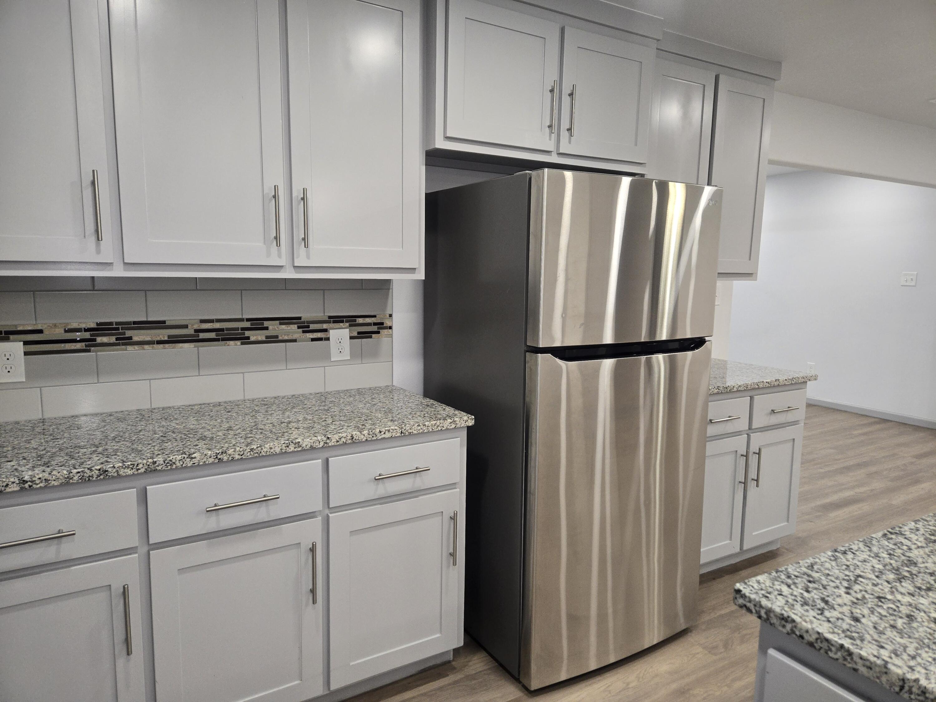 2108 88th Street Lubbock, TX 79423 - Photo 7 of 29 20260522_142713