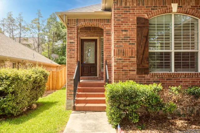 $2,495 | 211 Aster Trail, San Antonio, TX 78256