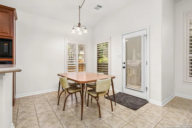 $2,495 | 211 Aster Trail, San Antonio, TX 78256