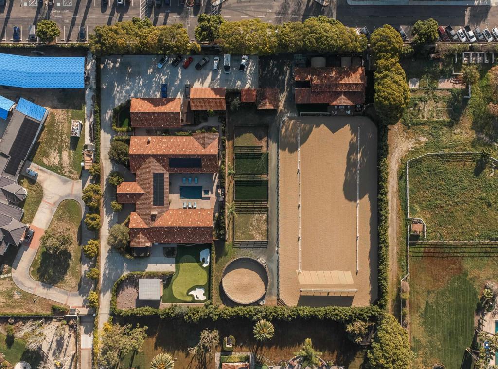 15731 Via De Santa Fe Rancho Santa Fe, CA 92067 - Photo 28 of 39 a front view of a building with street view