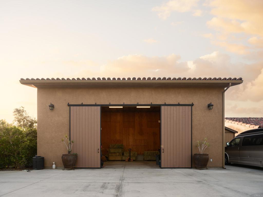 15731 Via De Santa Fe Rancho Santa Fe, CA 92067 - Photo 36 of 39 a terrace with outdoor space