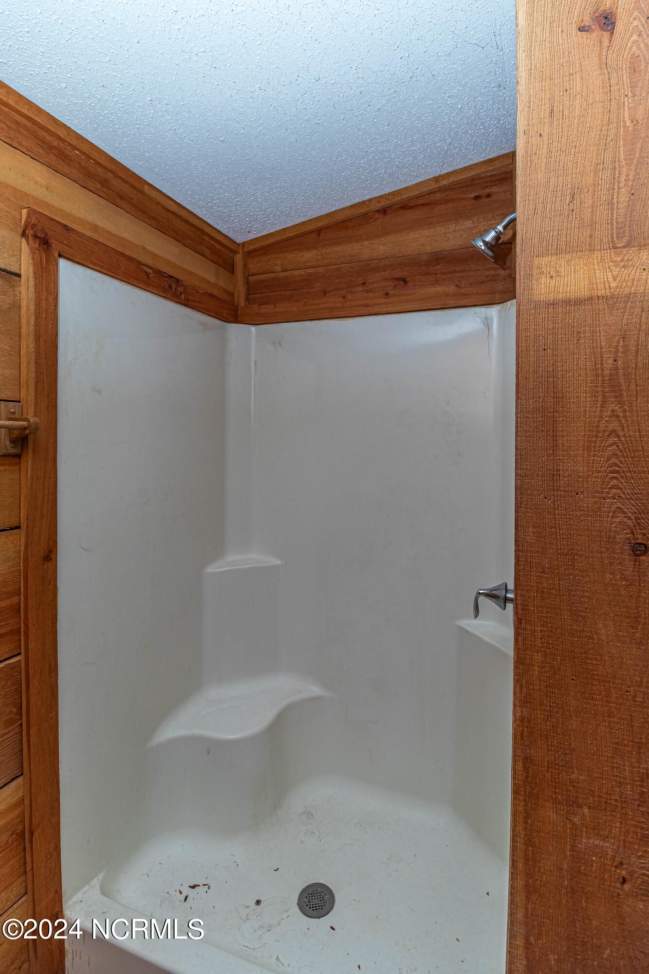 458 Riverbend Road Goldsboro, NC 27530 - Photo 49 of 58 Barn Bath