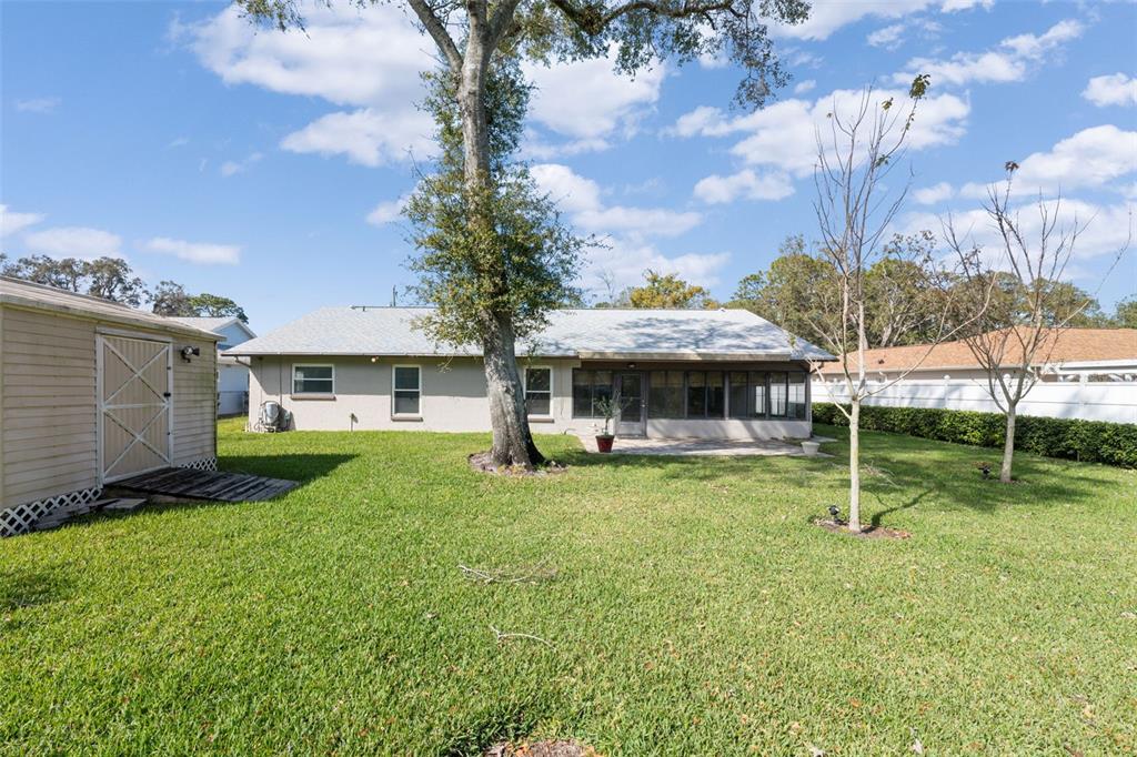 2102 Laredo Avenue Spring Hill, FL 34608 - Photo 39 of 51 Rear Exterior