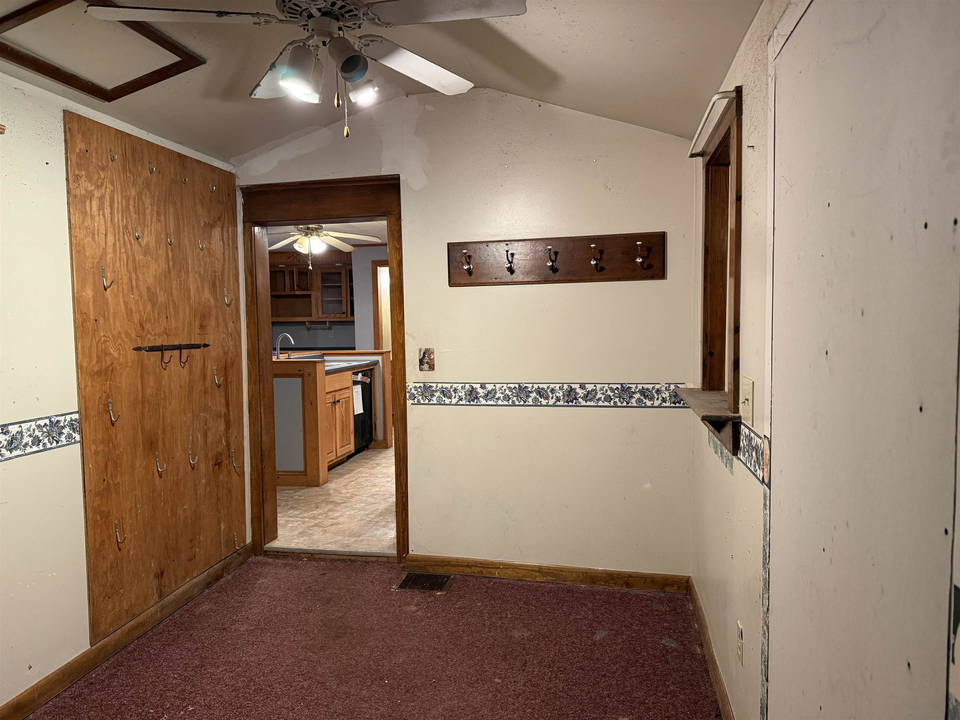 49 Liberty Street Swanton, VT 05488 - Photo 4 of 34