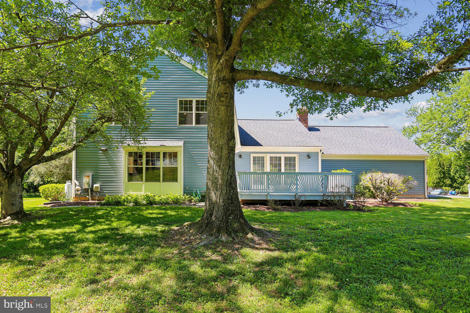 20920 Sunnyacres Road Gaithersburg, MD 20882 - Photo 56 of 64 Back Elevation