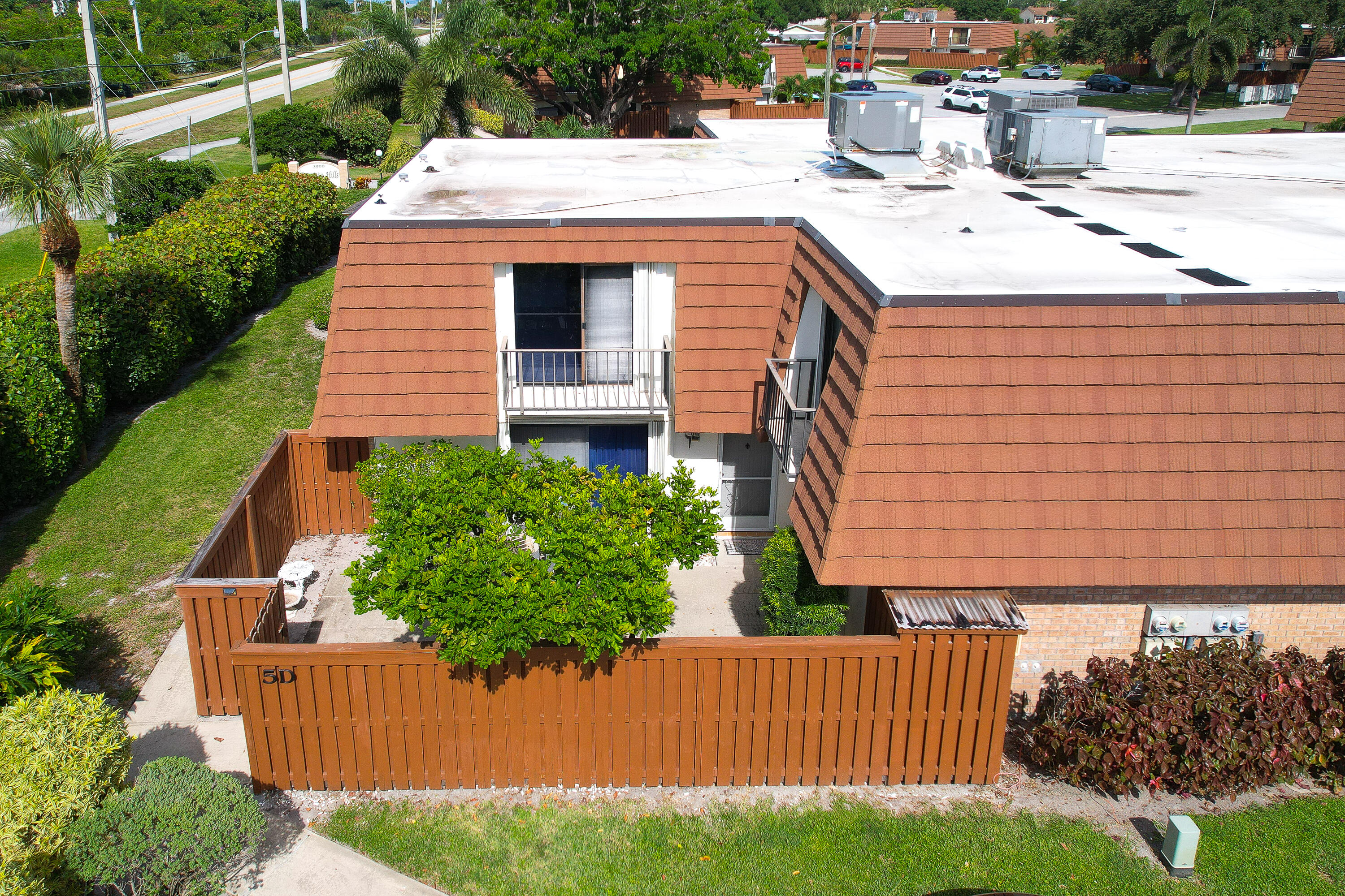 3900 County Line Road, Unit 5D Tequesta, FL 33469 - Photo 26 of 35 DJI_0144