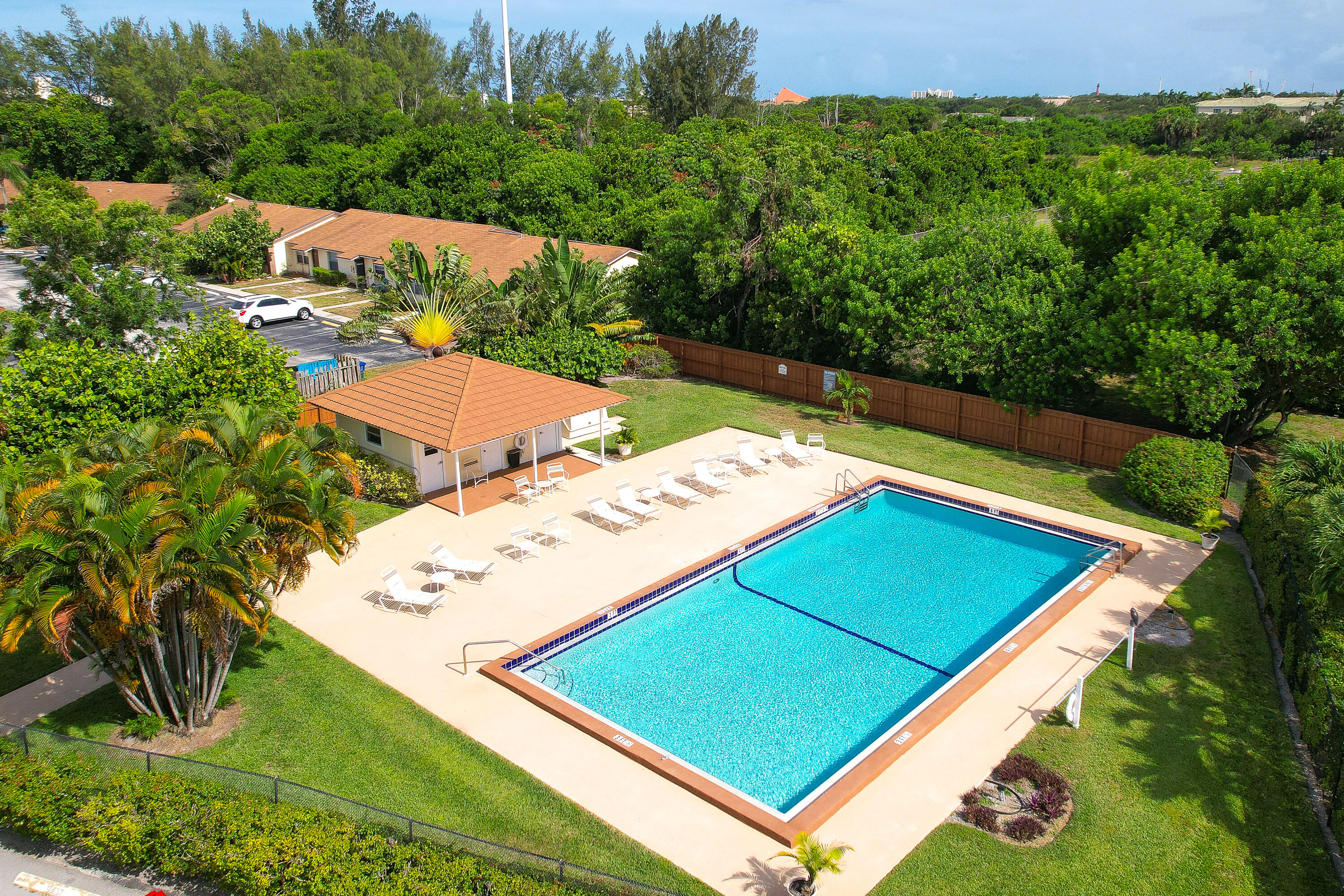 3900 County Line Road, Unit 5D Tequesta, FL 33469 - Photo 28 of 35 DJI_0146