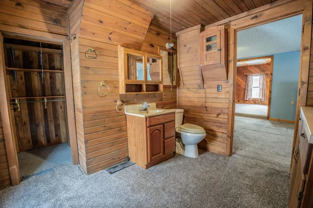 $189,900 | 16489 68th Street Northwest, New London, MN 56273