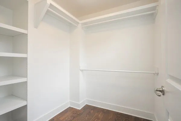 $2,400 | 2020 14th Avenue North, Nashville, TN 37208