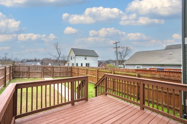 $2,400 | 2020 14th Avenue North, Nashville, TN 37208