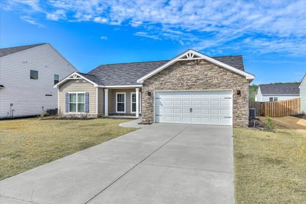 $299,900 | 917 Sweet Grass Circle, Harlem, GA 30814