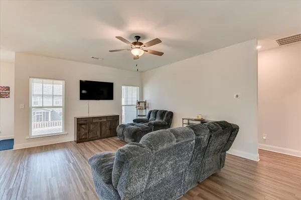 $299,900 | 917 Sweet Grass Circle, Harlem, GA 30814