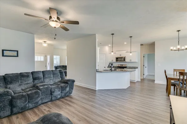 $299,900 | 917 Sweet Grass Circle, Harlem, GA 30814