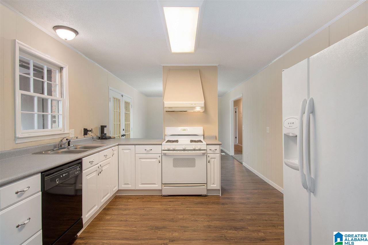 1050 South Watson Drive Centre, AL 35960 - Photo 3 of 12