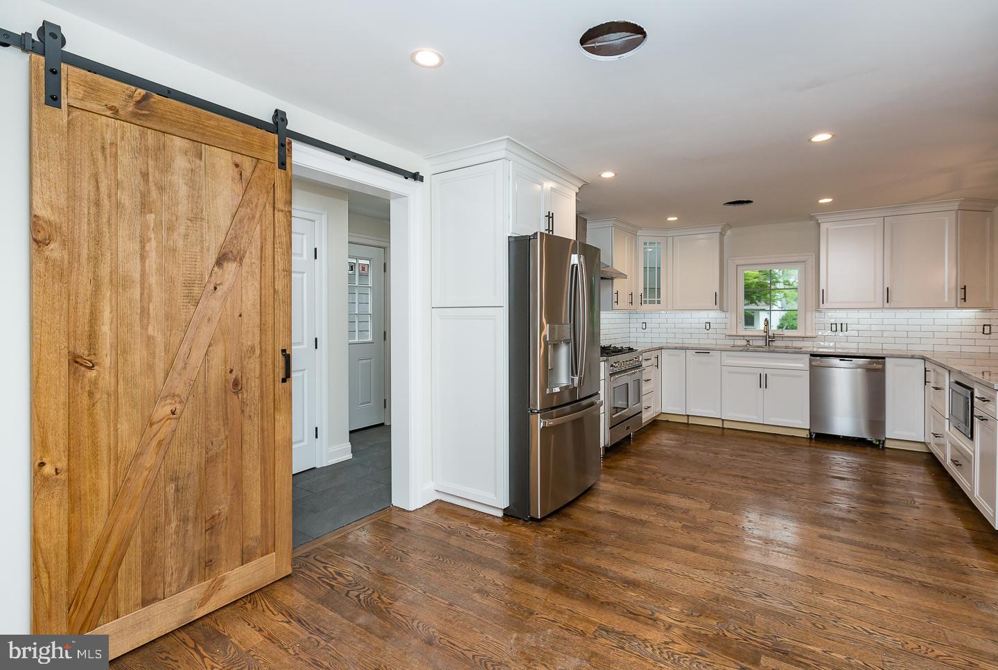 411 Wynmere Road Wynnewood, PA 19096 - Photo 11 of 51 Kitchen / Pantry Mudroom Entryway