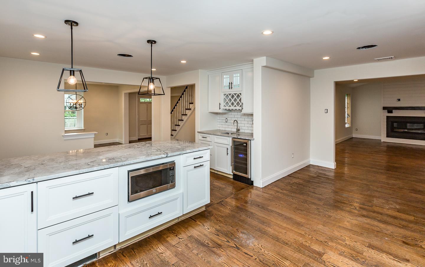411 Wynmere Road Wynnewood, PA 19096 - Photo 10 of 51 Kitchen/Built in Bar