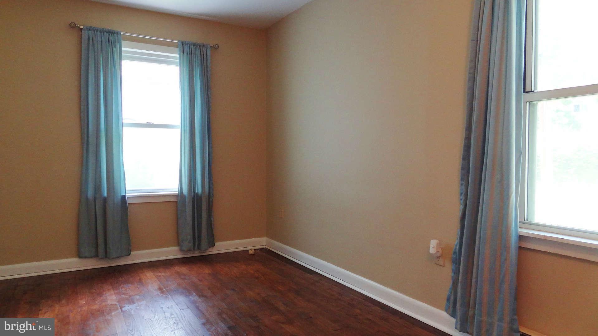7 Research Road, Unit H Greenbelt, MD 20770 - Photo 3 of 5 Bedroom