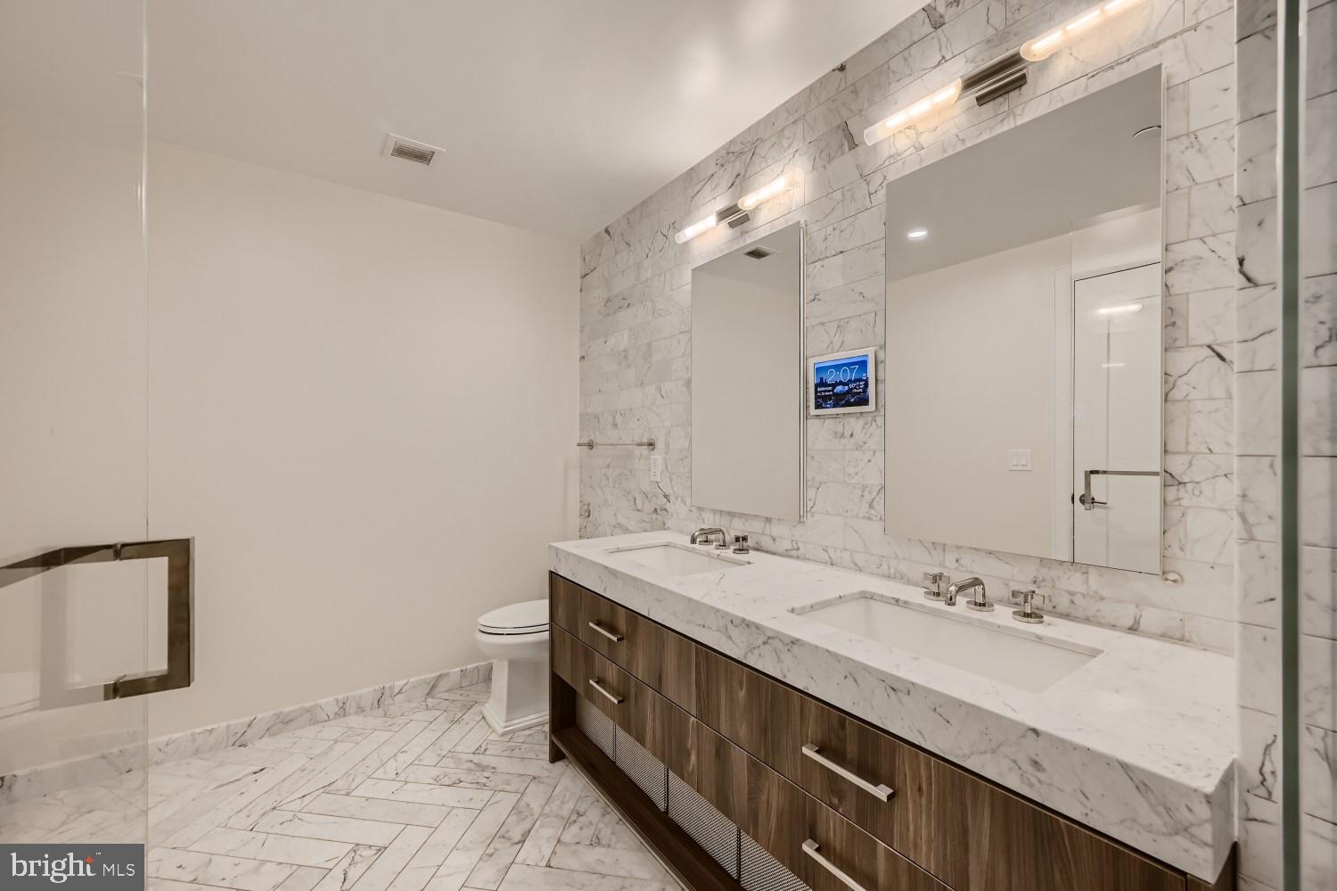 1330 Lancaster Street, Unit C802 Baltimore, MD 21231 - Photo 26 of 53