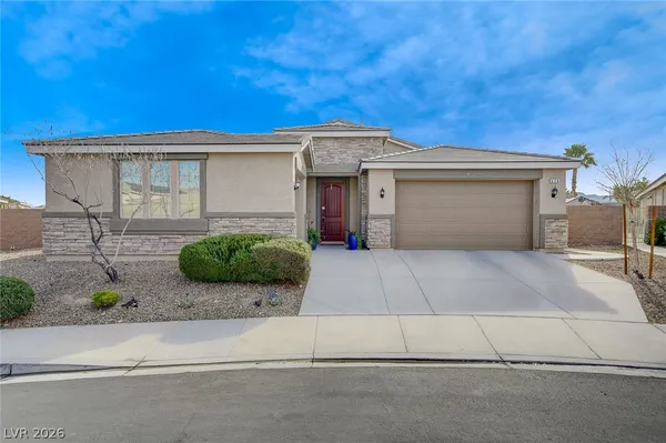 $670,000 | 676 Suguaro Bluffs Street, Henderson, NV 89014