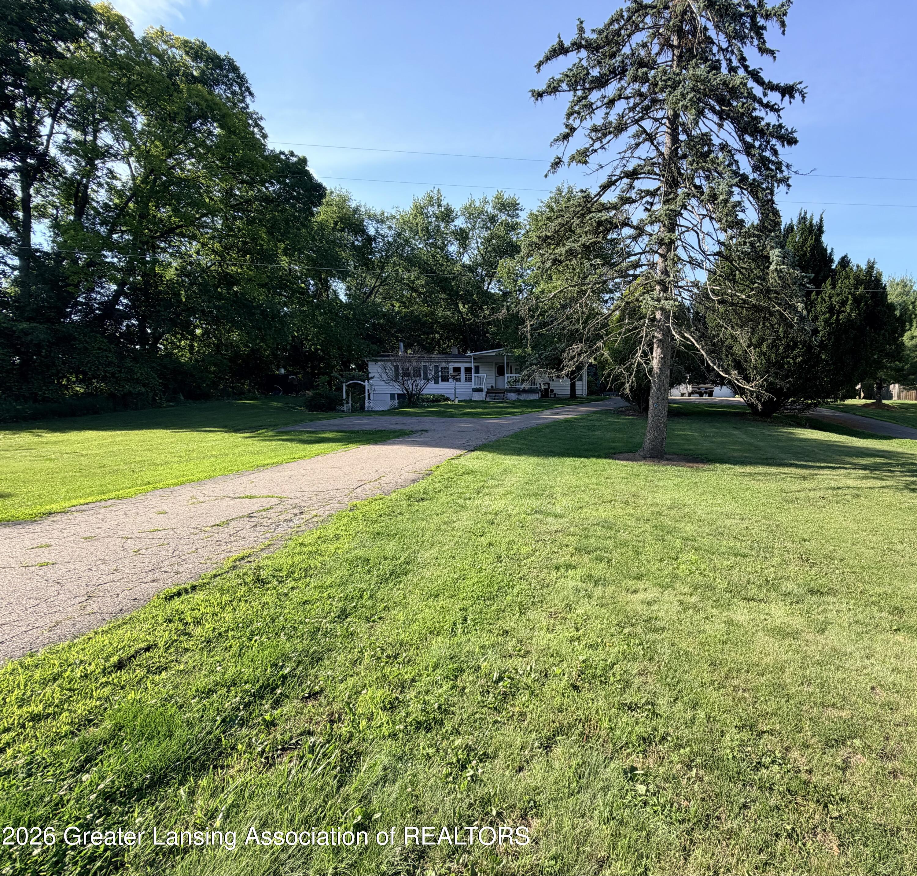 964 Rolfe Road Mason, MI 48854 - Photo 2 of 31 IMG_0520