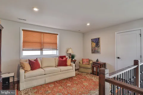 $739,000 | 6822 Sycamore Drive, Bath, PA 18014