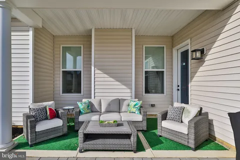 $739,000 | 6822 Sycamore Drive, Bath, PA 18014