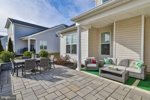 $739,000 | 6822 Sycamore Drive, Bath, PA 18014