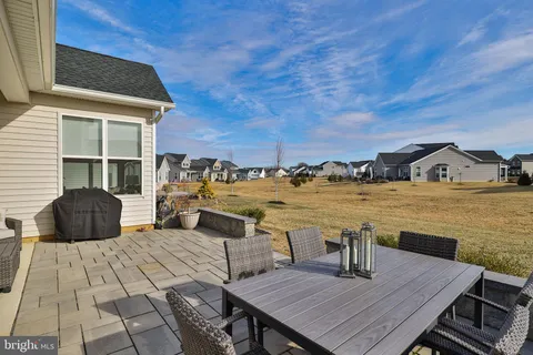 $739,000 | 6822 Sycamore Drive, Bath, PA 18014