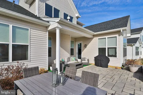 $739,000 | 6822 Sycamore Drive, Bath, PA 18014