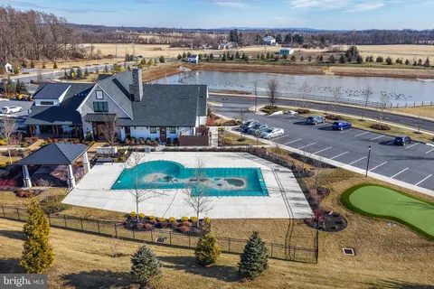 $739,000 | 6822 Sycamore Drive, Bath, PA 18014