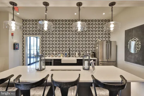 $739,000 | 6822 Sycamore Drive, Bath, PA 18014