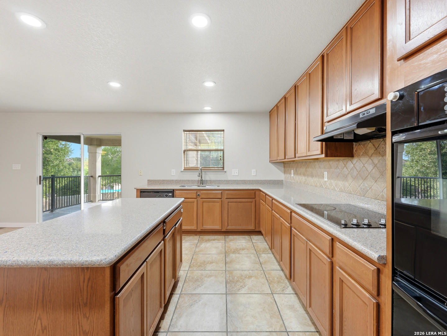 6740 Wayman Ridge Live Oak, TX 78233 - Photo 12 of 33 Gallery Image 12