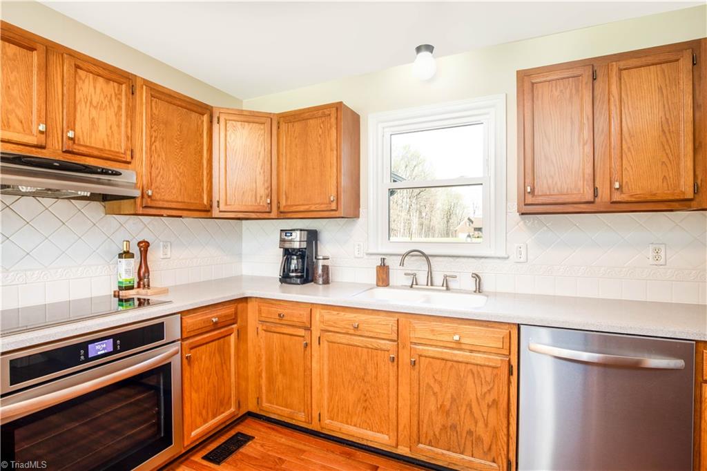 7381 Oak Bucket Road Thomasville, NC 27360 - Photo 18 of 34