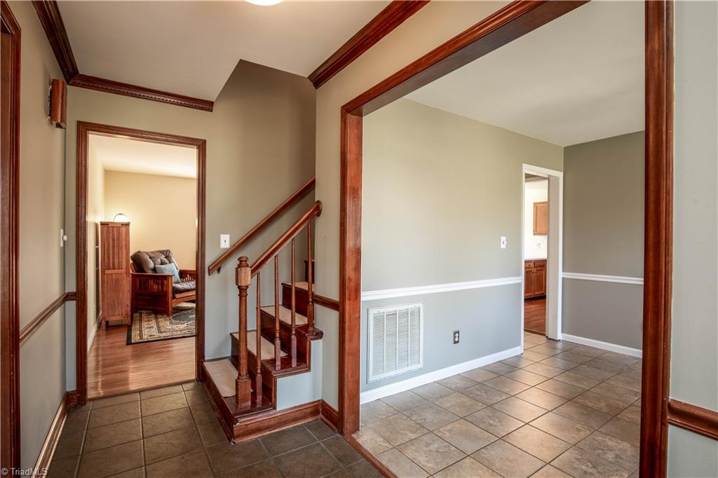 7381 Oak Bucket Road Thomasville, NC 27360 - Photo 7 of 34